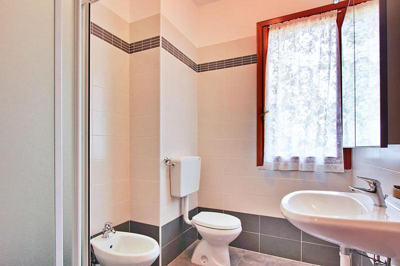 Villa Acquamarina Линяно Сабиадоро Екстериор снимка