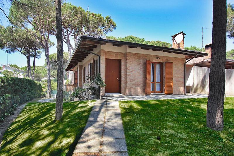 Villa Acquamarina Линяно Сабиадоро Екстериор снимка